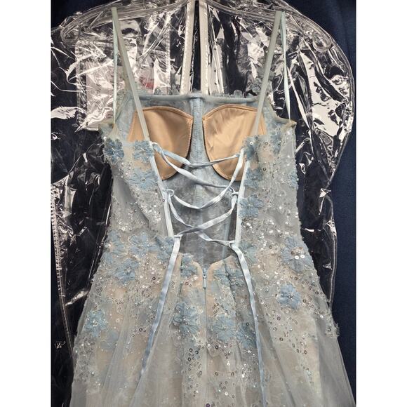 XO By Sophia Exclusive Light Sky Ice Blue Corset Long Prom Formal Dress Size 4 - Picture 13 of 16
